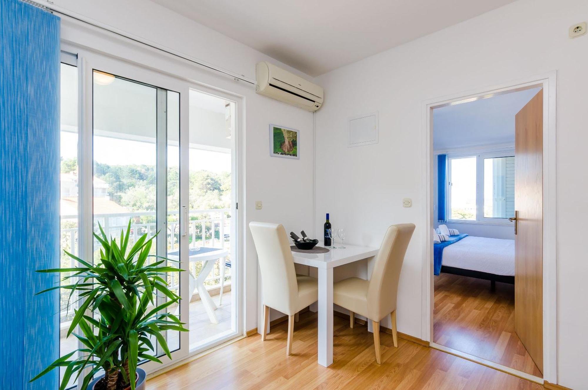 Apartments Lorena Mljet Pomena Exteriör bild